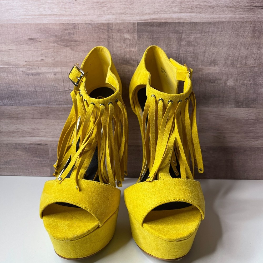 Shoe Dazzle Womens Platform Tassel Sandal Faux Suede Open Toe Heels Size 8.5